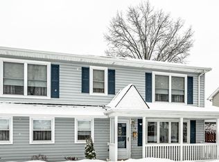 58 W Henry Pl, Iselin, NJ