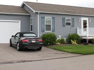 12 Skyview Dr, Brockton, MA 02301