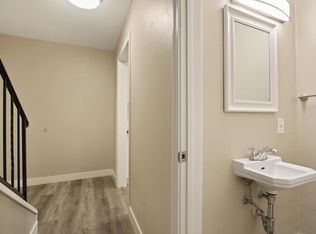 11016 Kittridge St, North Hollywood, CA 91606