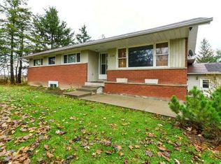 220 Burnhamthorpe Rd E, Oakville, ON L6H7B5