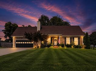 162 Lancashire Dr, Clarksville, TN 37043
