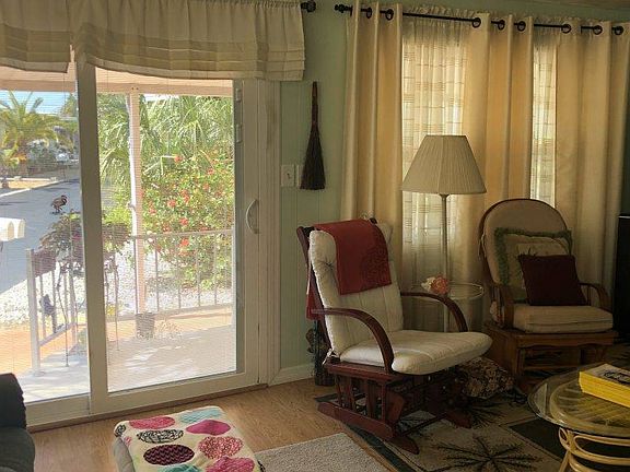 3rd image of 1375 Pasadena Ave S #531