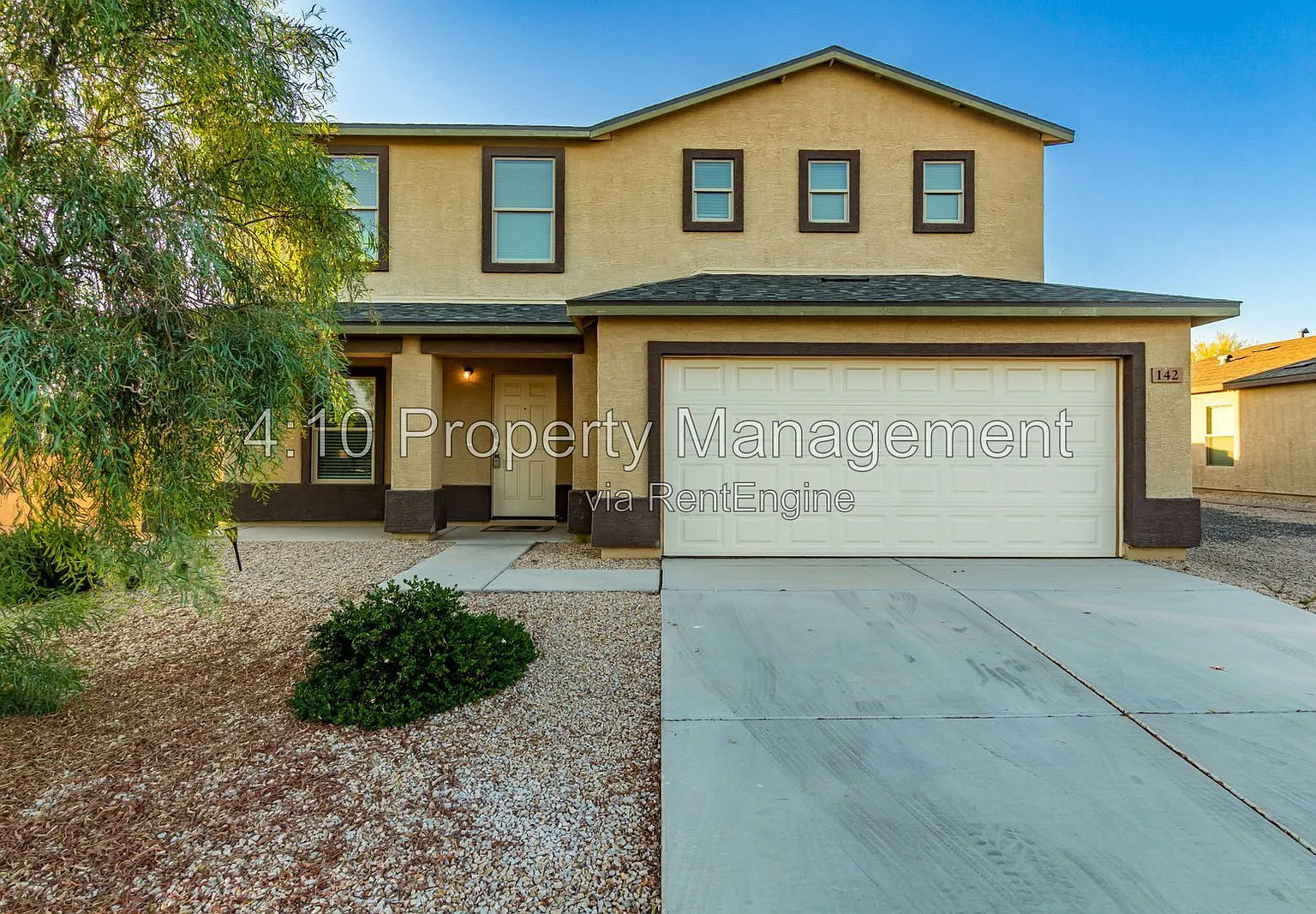5 bed, 3.0 bath, 2217 sqft, $2,250 — Photo 1