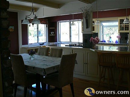 Dining Room & Kitchen