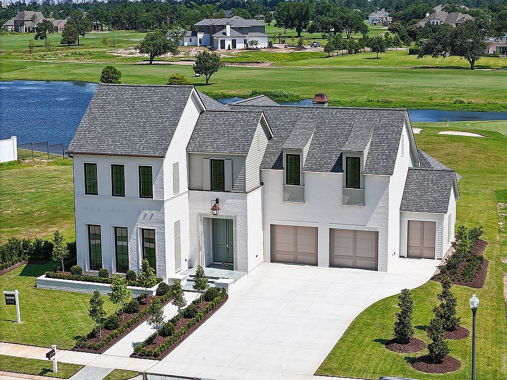 3956 Palmetto Dr