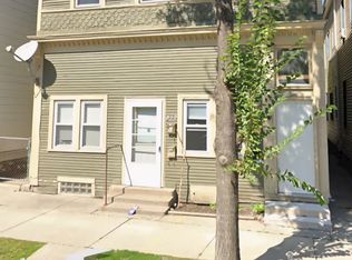 812 E Clarke St, Milwaukee, WI 53212