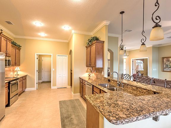 5th image of 3355 Caterina Dr