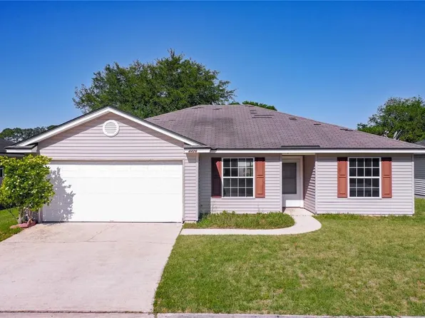 4426 Steamboat Springs Dr E, Jacksonville, FL 32210
