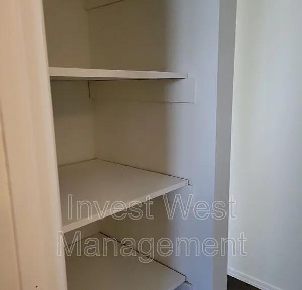 3108 Kauffman Ave #H — Photo 7