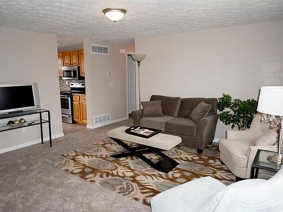 2nd image of 2892 Overdale Dr