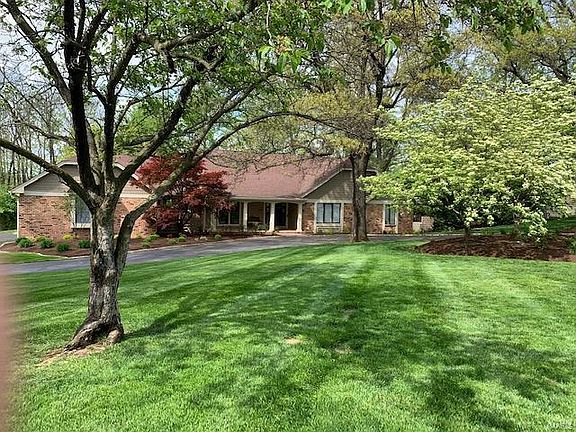 2nd image of 1608 Frontenac Woods Ct
