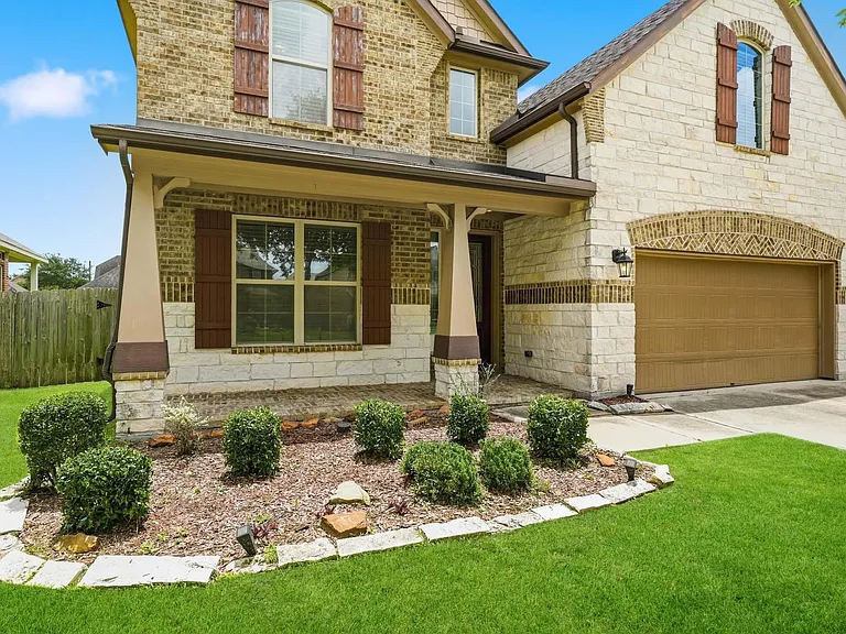 223 Auburn Shores Ct — Photo 3