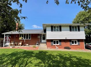 6605 Everhart Rd SW, Newcomerstown, OH 43832