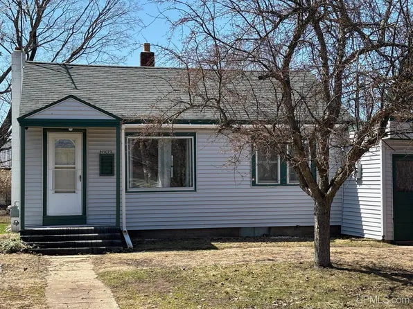 N1073 E 1st Ave, Trenary, MI 49891