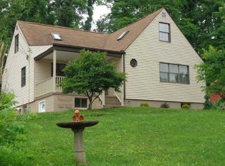 230 Finley Rd, Pittsburgh, PA 15239