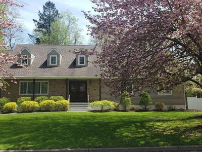 23 Daniel Ct, Woodcliff Lake, NJ, 07677
