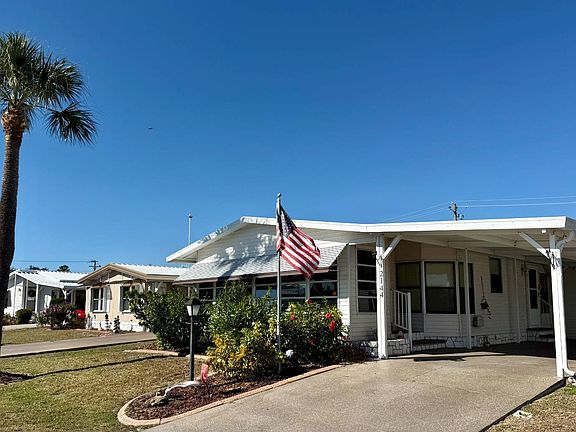 2nd image of 2144 Burning Tree Cir