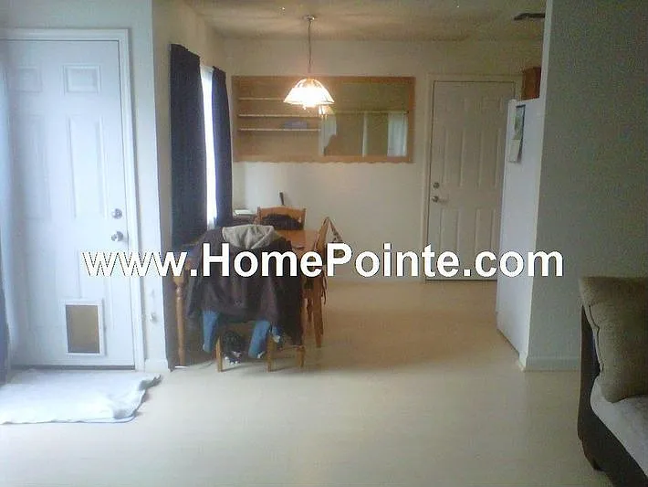 8126 Buttonwood Way photo 1