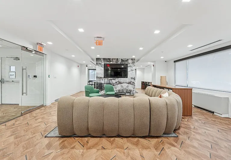 Sherwood at Southern Towers — Photo 12