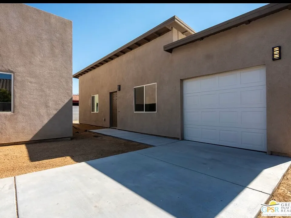 13704 Sarita Dr #2