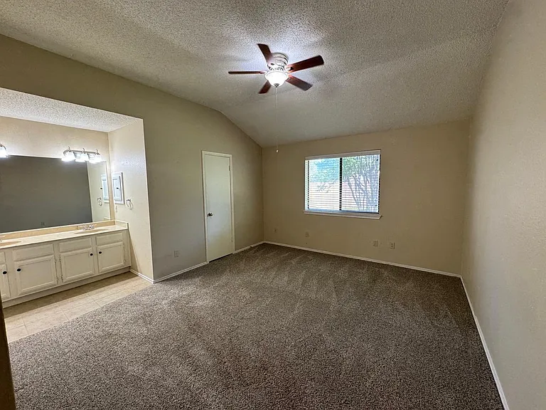 5028 Coker Dr — Photo 16