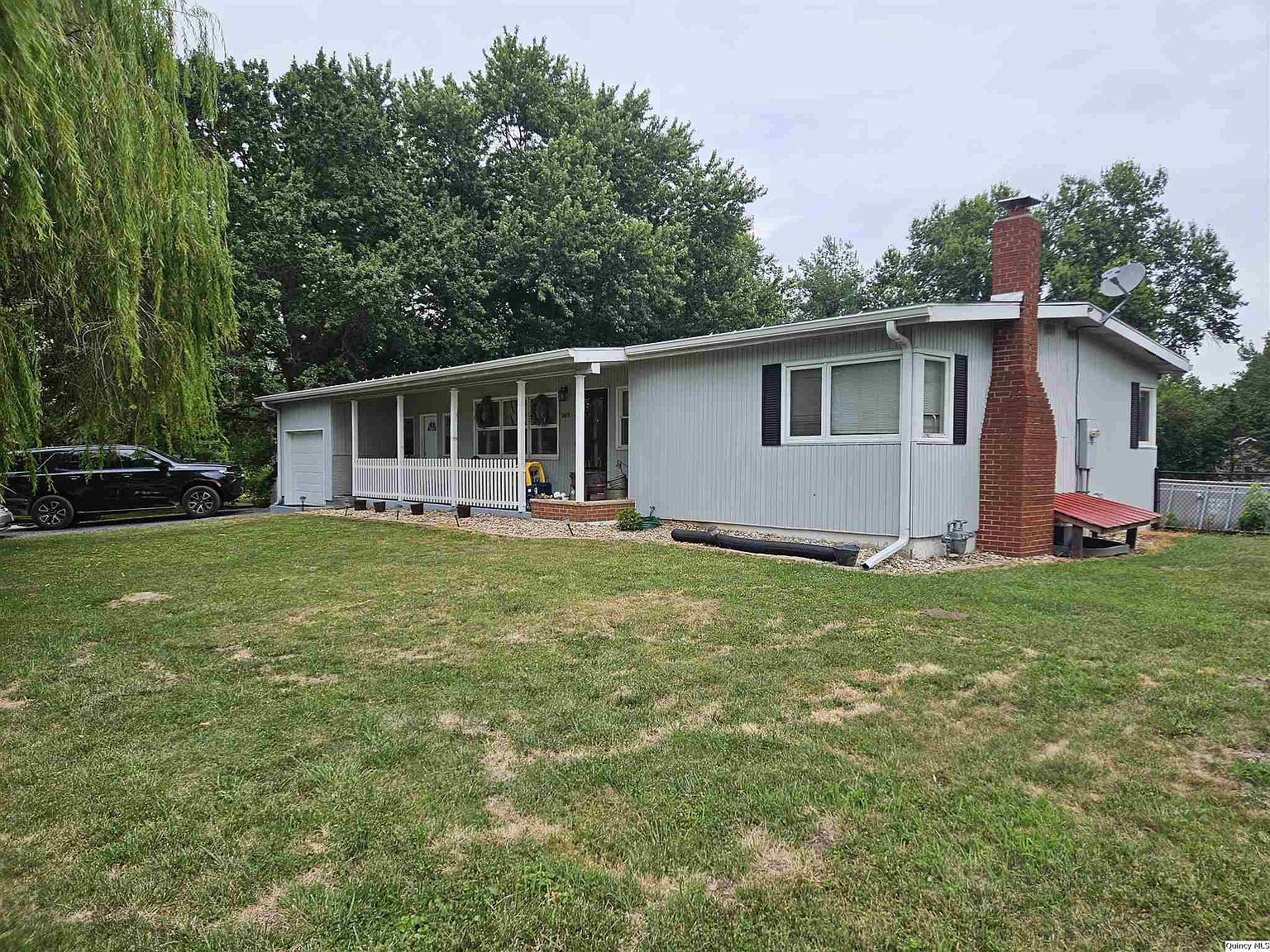 2619 Lake Dr S, Quincy, IL 62305 Zillow