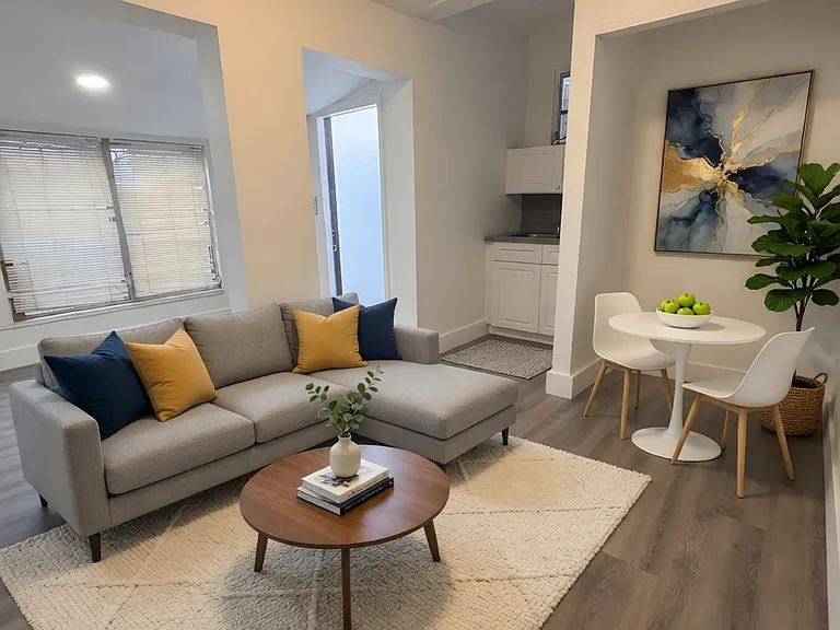 128 NW 9th Ave #6 — Photo 1