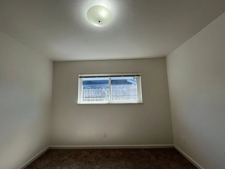 8890 Arcade Rd — Photo 20