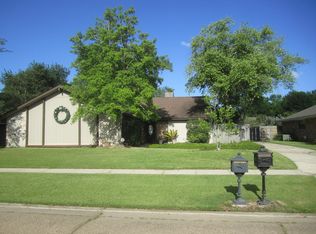 6123 Ridgemore Dr, Baton Rouge, LA 70817
