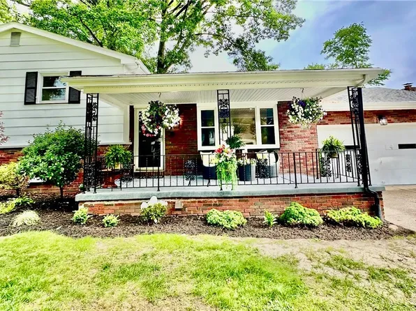 1830 Lancaster Dr, Youngstown, OH 44511