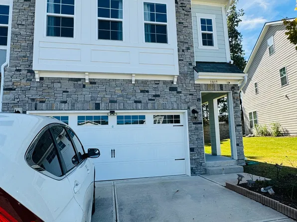 1017 Urbana Dr, Morrisville, NC 27560