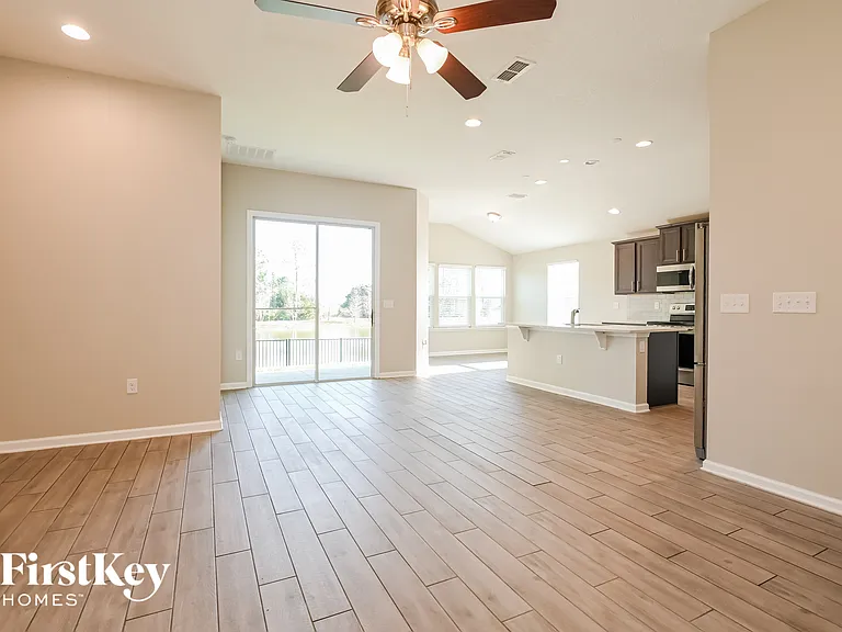 11637 Lake Chub Dr — Photo 4