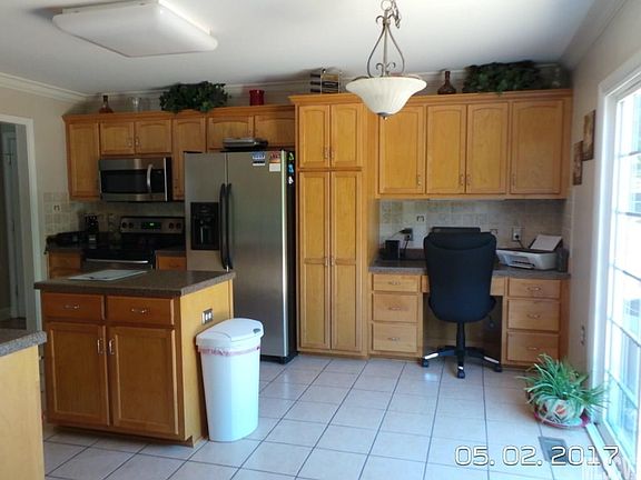 5th image of 619 16th Ave SE