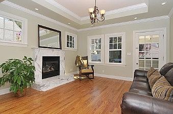 Living room :: 1010 Cabrillo Ave