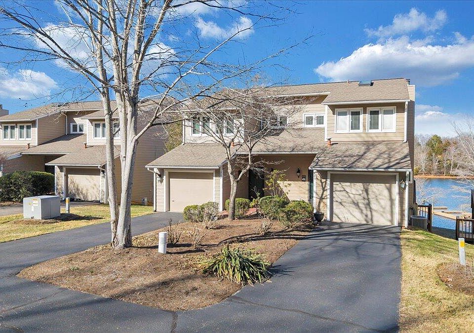 1st image of 287 Waterside Dr