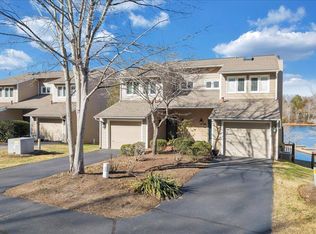 287 Waterside Dr, Moneta, VA 24121