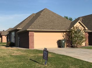 1200 Jeannie Lane Ct, Muskogee, OK 74403