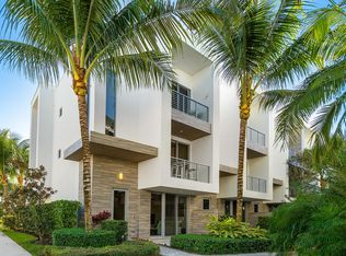 4053 NW 17th Way, Boca Raton, FL 33431