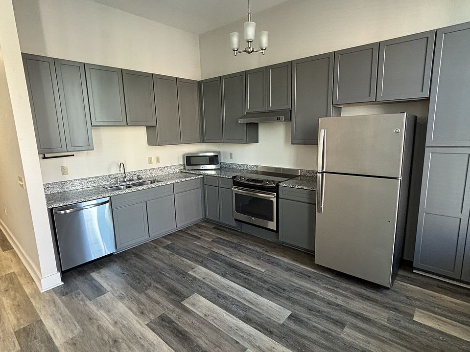 1st image of 109 E Maumee St #11441080