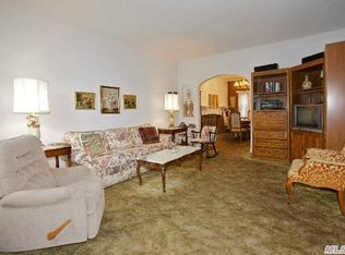 14422 73rd Ave, Flushing, NY 11367