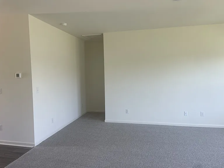 349 Sporting Dr — Photo 13