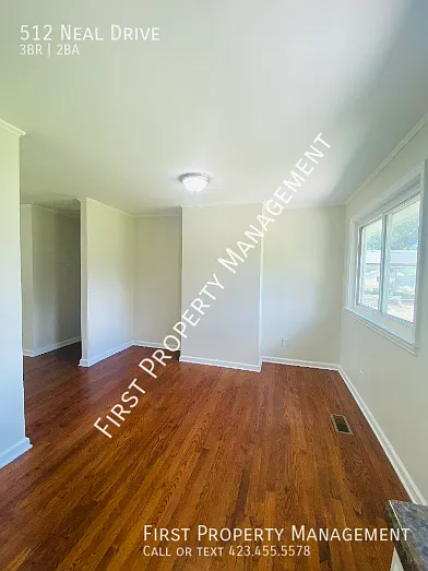 512 Neal Dr — Photo 4