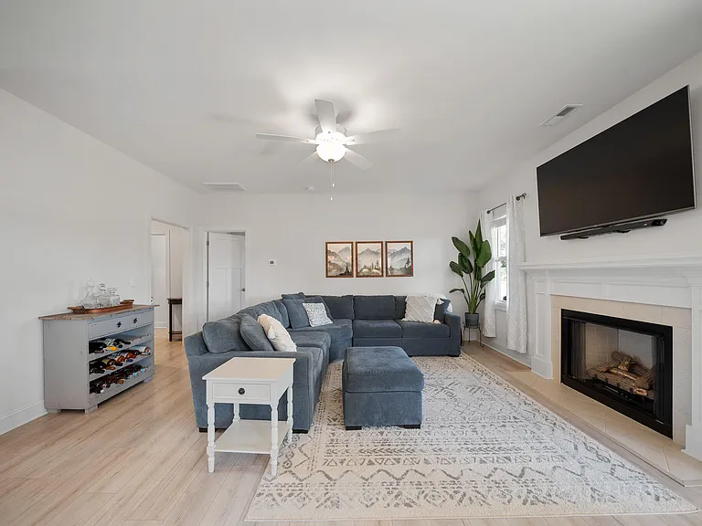 26 Valleydale Dr — Photo 5