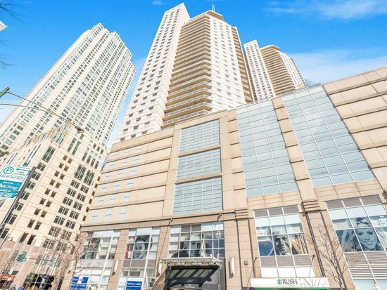 545 N Dearborn St #2709, Chicago, IL 60654