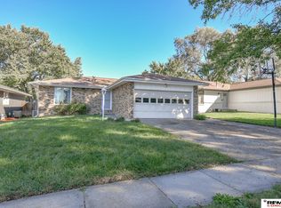 5320 Spruce St, Lincoln, NE 68516