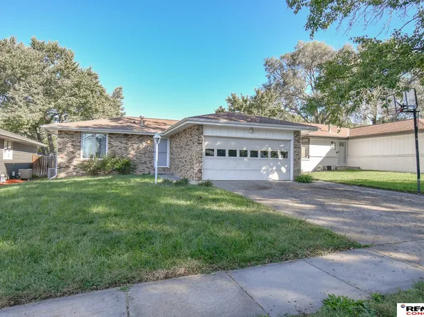 5320 Spruce St, Lincoln, NE 68516