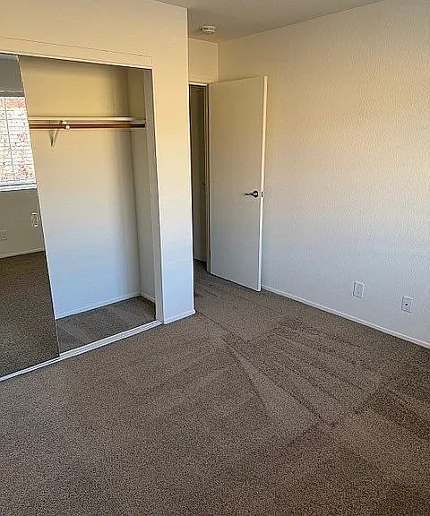 WB -203-bedroom2