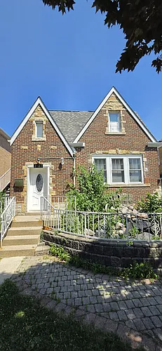 3327 S Austin Blvd #1 Photo 1