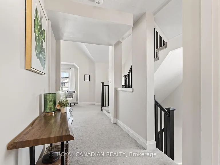 301 Buttonbush St #UPPER — Photo 18