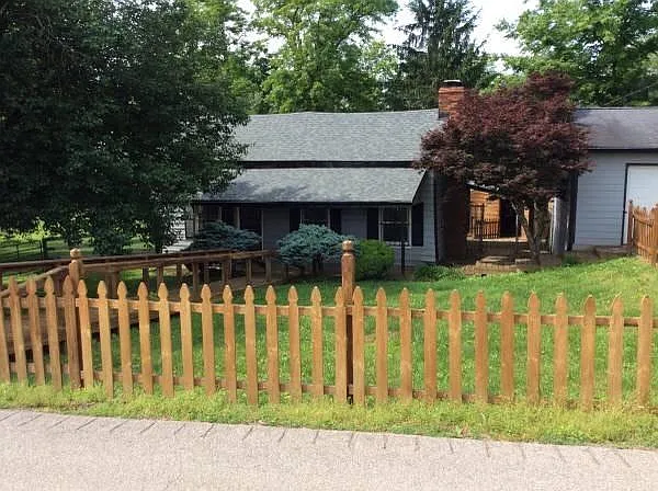 5903 Jacks Creek Pike — Photo 2